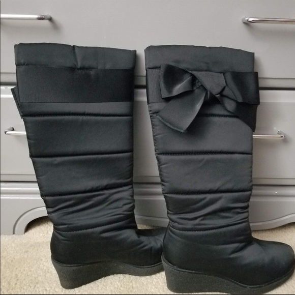KATE SPADE adorable black snow boots - Picture 2 of 8